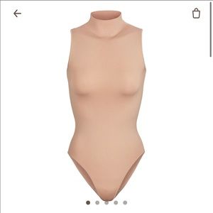 🚫SOLD🚫 Skims essential mock sleeveless bodysuit